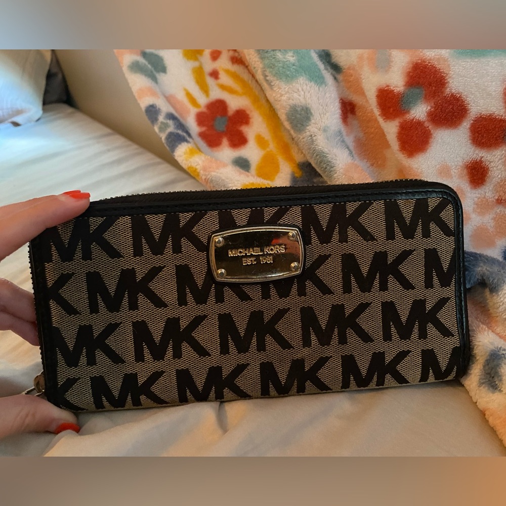 Micahel Kors Wallet